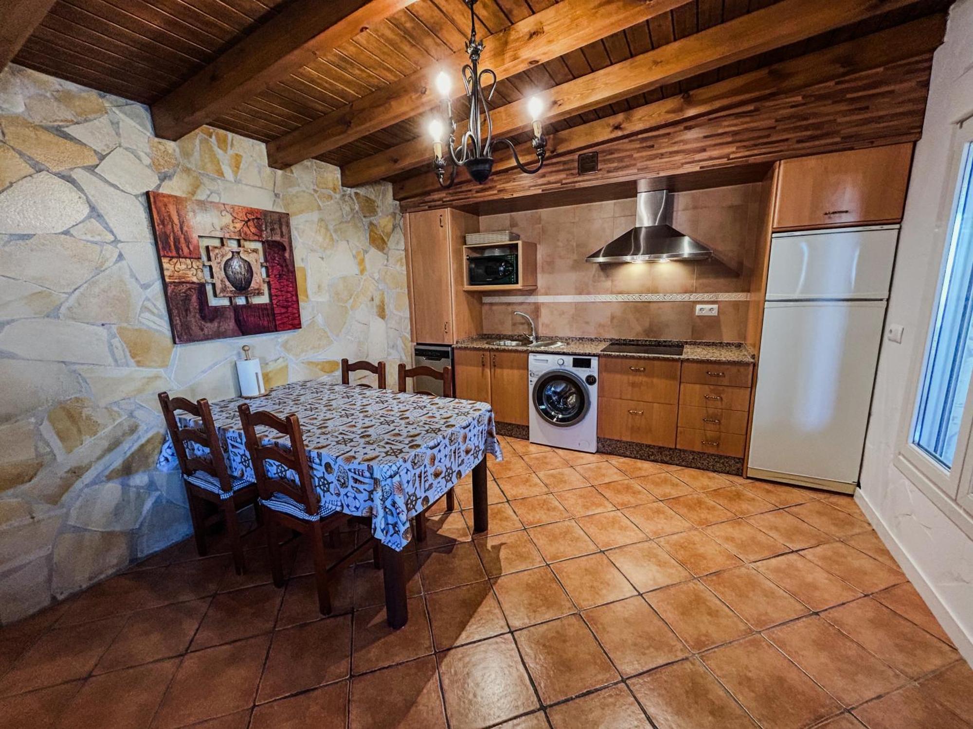 Villa Rosal- Solo Familias Y Parejas Conil De La Frontera Exterior photo